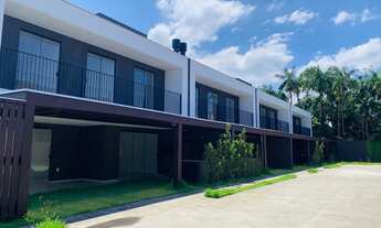 Imagem 2: Sobrado Geminado em condomínio fechado no Saguaçu