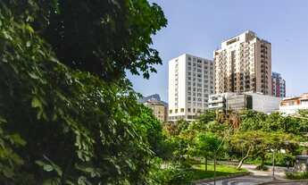 Imagem 2: Rio183 - Lindo apartamento em praça no Leblon