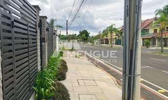 Imagem 4: Casa residencial com 3 dormitórios e 2 vagas em condomínio à venda no bairro Ecoville em