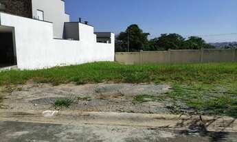 Imagem: Terreno á venda no condomínio Villagio