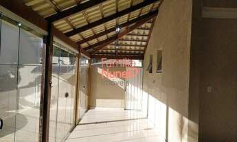 Imagem 4: Casa em Condomínio com armários, ar condicionado e piscina