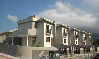 Imagem 2: Casa para Venda em Palhoça, Aririu, 2 dormitórios, 2 suítes, 3 banheiros, 1 vaga