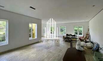 Imagem: Casa com 6 suítes, 8 banheiros, 10 vagas