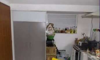 Imagem 4: Apartamento tipo Studio, com sala e cozinha integrada no primeiro andar, pé direito alto