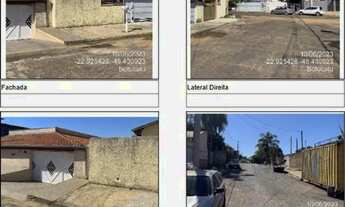 Imagem: BOTUCATU - Casa Padrão - PARQUE DOS PINHEIROS