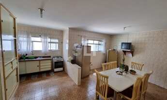 Imagem 6: Casa para venda possui 200 metros quadrados com 3 quartos