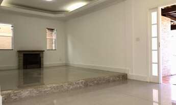 Imagem 6: Casa para venda possui 282 metros quadrados com 4 quartos em Portal da Torre - Juiz de For