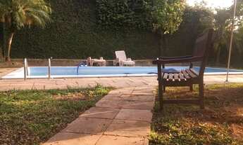 Imagem 3: Casa de campo com piscina, lareira e churrasqueira