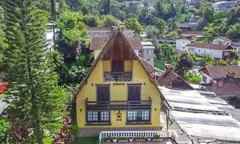 Imagem 7: Casa com 4 dormitórios à venda por R$ 1.900.000,00 - Granja Guarani - Teresópolis/RJ