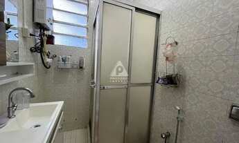 Imagem 6: Privilegio vende excelente apartamento coladinho na praça afonso pena rua sem saída com se