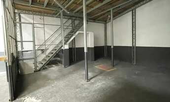 Imagem 3: Galpão com escritório para aluguel com 550 metros quadrados em Olaria - Rio de Janeiro - R