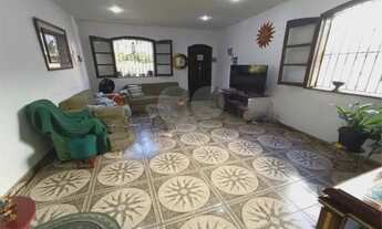 Imagem 2: Imóvel para venda tem 219 metros quadrados com 5 quartos em Andaraí - Rio de Janeiro - RJ