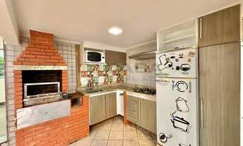 Imagem 5: Casa triplex em Jardim Camburi