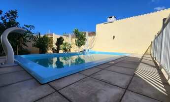 Imagem 4: CASA BAIRRO CAMOBI COM 4 DORMITÓRIOS, PISCINA E PÁTIO