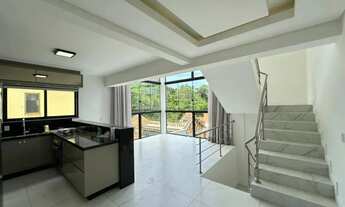 Imagem 7: Casa de alto padrão com 5 quartos sendo 3 suítes em condomínio no bairro Trindade em Flori