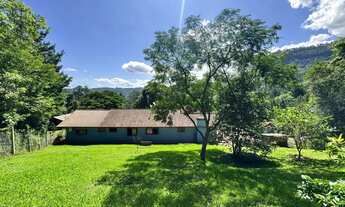 Imagem 6: Encantador sítio, com cascata e mata nativa na Serra Gaúcha