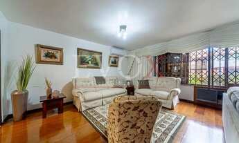 Imagem 4: Casa à venda na cidade de Porto Alegre, bairro Chácara das Pedras: 3 quartos, 1 suíte, 3 s