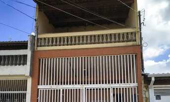 Imagem: Casa com 2 dormitorios, garagem e Varanda