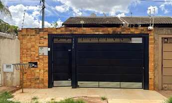 Imagem: Casa térrea Rica em Armários