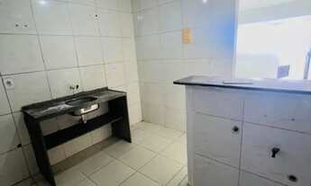 Imagem 5: Casa térrea com 2 quartos, terraço, totalmente nascente, próximo de comércios e transporte