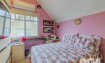 Imagem 2: Casa em Condomínio com 4 Dormitorio(s) localizado(a) no bairro JARDIM CARVALHO em Porto Al