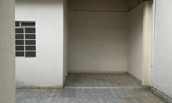 Imagem 7: Casa Térrea 2 dormitórios sendo 1 suite com edixulas nos fundos para locação em Taubate