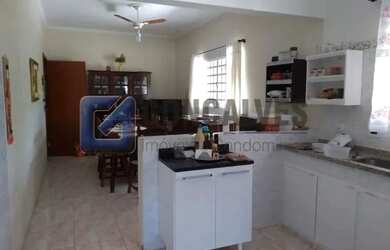 Imagem 5: Chácara Residencial à venda em Socorro/SP 4 dormitórios, piscina, grande terreno