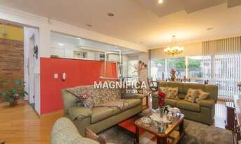 Imagem 7: CASA com 4 dormitórios à venda com 350m² por R$ 1.980.000,00 no bairro Seminário - CURITIB