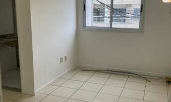 Imagem 2: Apartamento com 2 quartos/ 1 suíte e área externa a venda no Ed. Acquemarine - Flamboyant