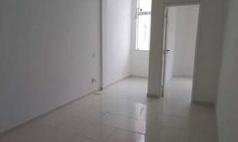 Imagem 3: Apartamento com 2 dormitórios à venda, 65 m² por R$ 650.000,00 - Copacabana - Rio de Janei