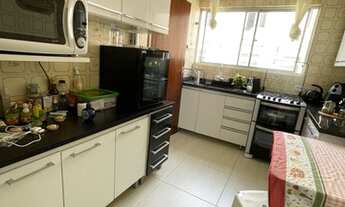 Imagem 6: Apartamento para venda possui 66 metros quadrados com 2 quartos em Água Verde - Curitiba