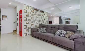 Imagem 4: Este Sobrado em Condomínio é tudo que você sempre quis. Aconchegante, espaçoso e todo inte