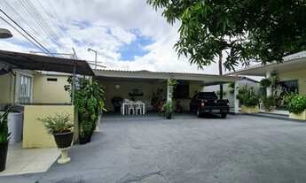 Imagem: Bela casa com amplo terreno em Flores/ Por