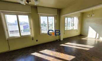 Imagem 2: Apartamento de 3 dormitórios, transformado em 2 e reverssível, dep empregada, de frente co