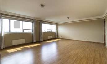 Imagem 3: Apartamento no coração do bairro Batel tem tudo isso! Incríveis 201,15 m² de área privativ