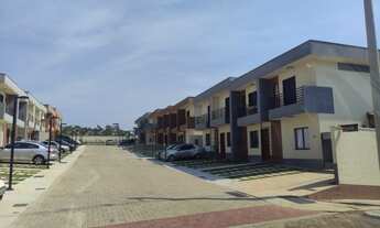 Imagem 2: Casa com 02 dorms , 02 vagas e corredor lateral cond casa nova eco clube