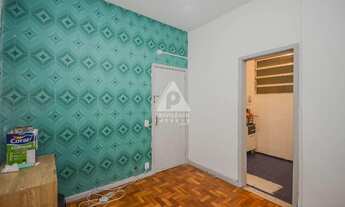 Imagem 2: Ótimo conjugado de fundos, silencioso. Quadra da praia