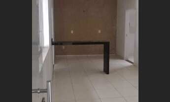 Imagem 2: Casa para venda possui 111 metros quadrados com 2 quartos em Centro - Florestal - MG