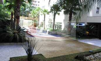 Imagem 7: Localizado no coração de Pinheiros. Condômino de alto padrão andar alto face norte. Três