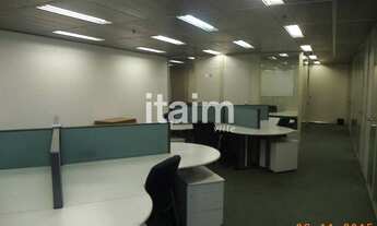 Imagem 4: Sala comercial para locação com 260m² , 4 banheiros , 6 vagas na garagem , 11 minutos do S