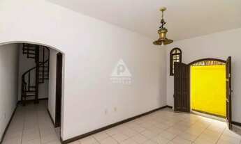 Imagem 2: Casa de rua à venda, 6 quartos, 2 suítes, 1 vaga, Humaitá - RIO DE JANEIRO/RJ