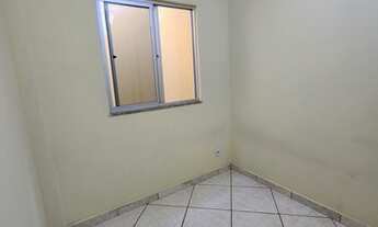 Imagem 4: Kitnet c/ 1 quarto c/ cozinha conj c/ sala c/ banheiro c/ área privativa B. Santa Cruz e