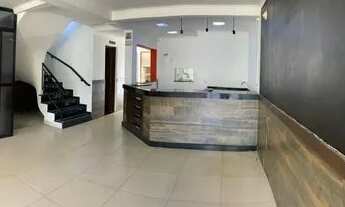 Imagem 2: Sobrado Comercial para venda ou locação possui 200 metros quadrados