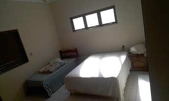 Imagem 7: Casa térrea para locação com 4 dormitórios, piscina e completa em armários