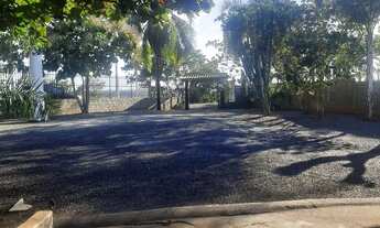 Imagem 2: Casa com piscina lago Caldas Novas