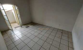 Imagem 2: Casa com 2 dormitórios para alugar, 75 m² por R$ 975,60/mês - Loteamento Planalto do Sol