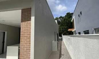 Imagem 2: Casa de condomínio para venda possui 274 metros quadrados com 4 quartos em Ponta Negra - M