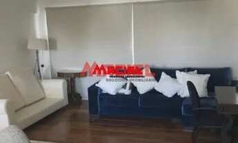 Imagem 7: Cobertura duplex para aluguel e venda possui 300 metros quadrados com 4 quartos