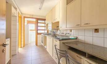 Imagem 6: Cobertura semi mobiliada, 4 dormitórios e 2 vagas