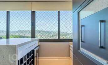 Imagem 7: Apartamento à venda em Petrópolis com 97 m², 2 quartos, 1 suíte, 3 vagas